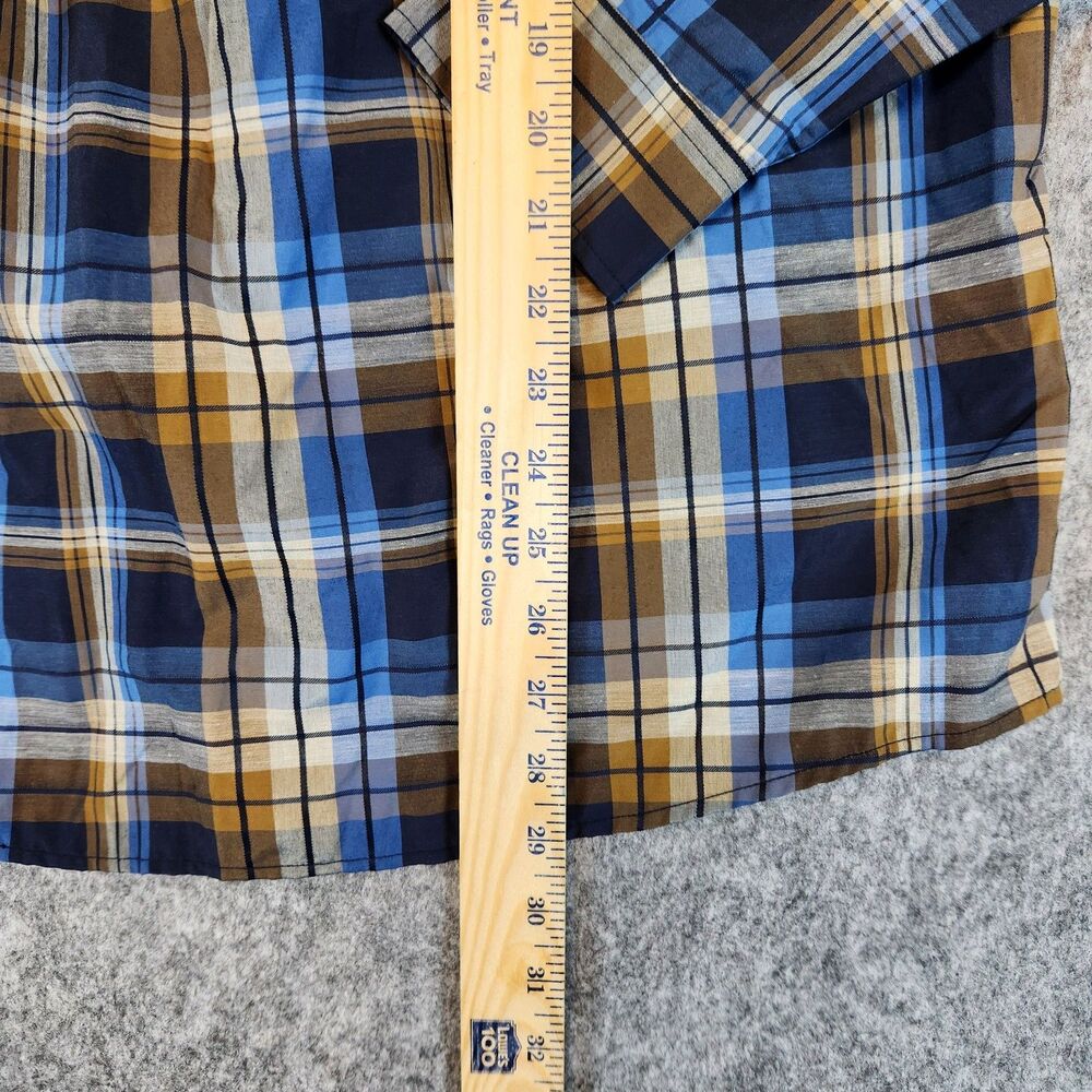 Eddie Bauer Travex Shirt Men Medium Blue Plaid Classic‎ Fit Button Mesh Pocket - Picture 10 of 11